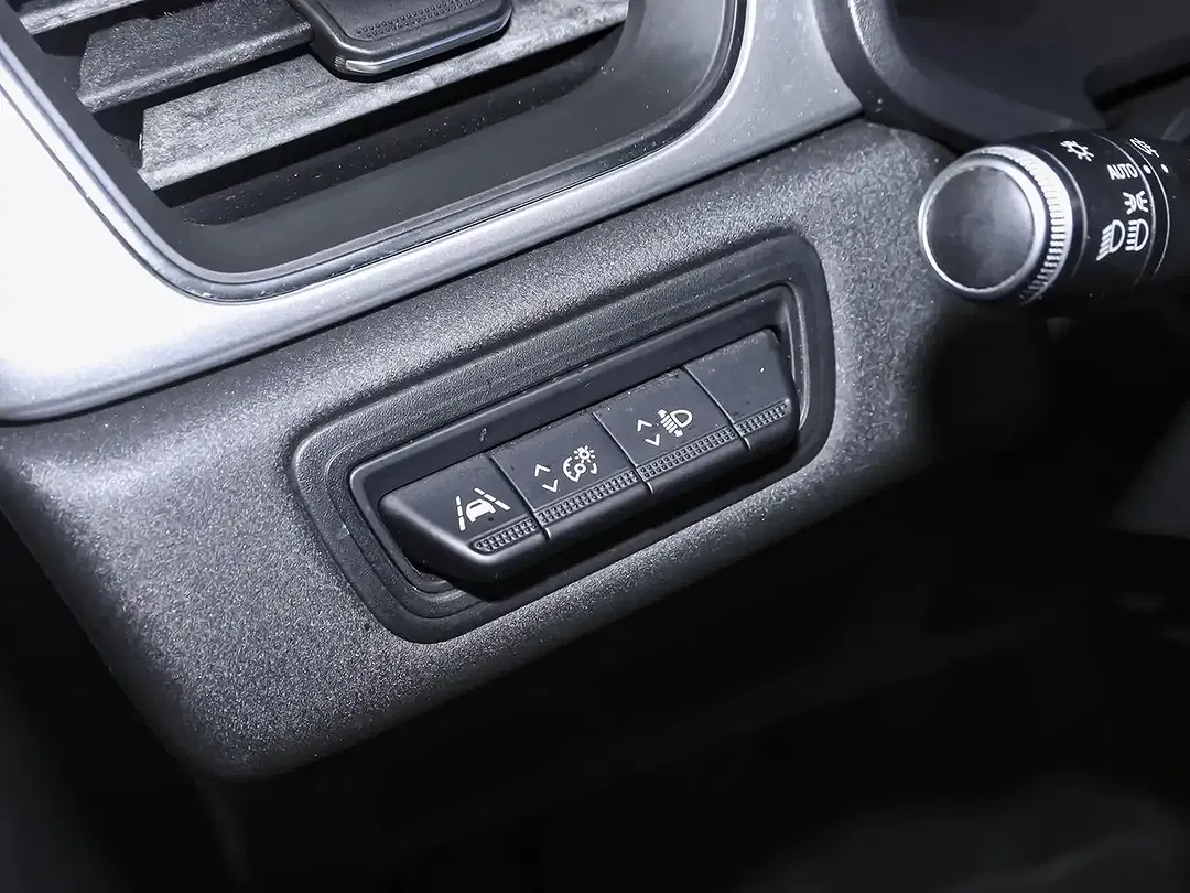 Renault Captur - Thumbnail 12