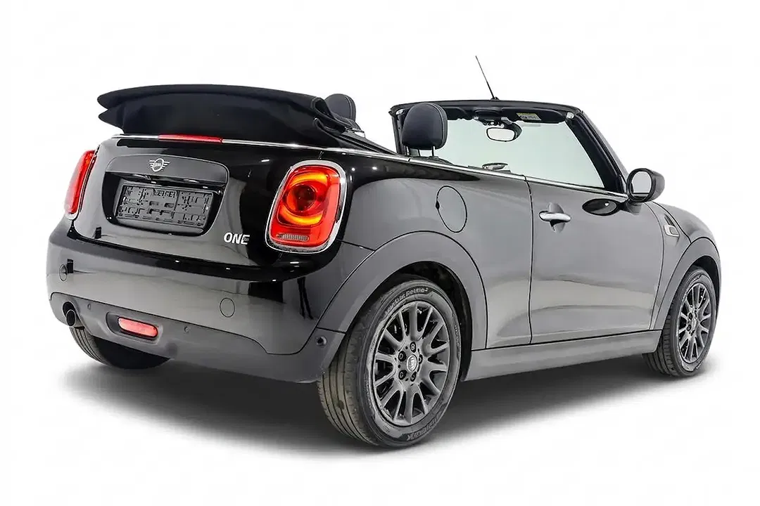MINI One Cabrio - Thumbnail 3