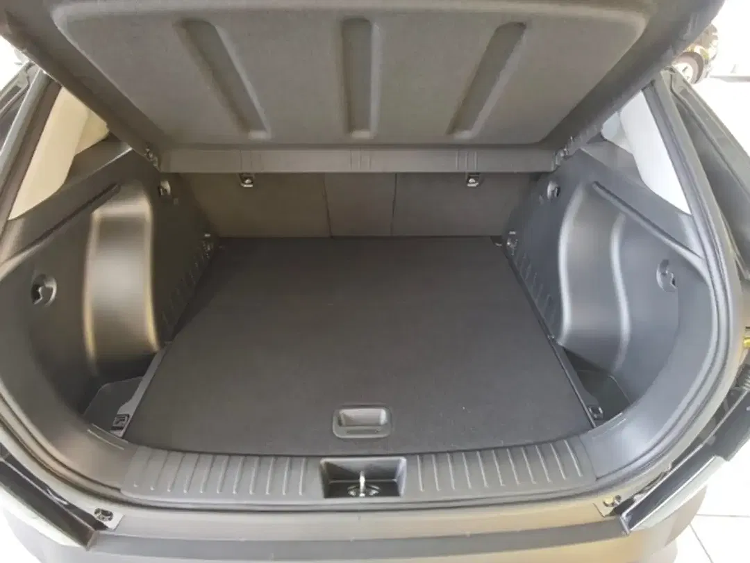 Hyundai KONA - Thumbnail 10