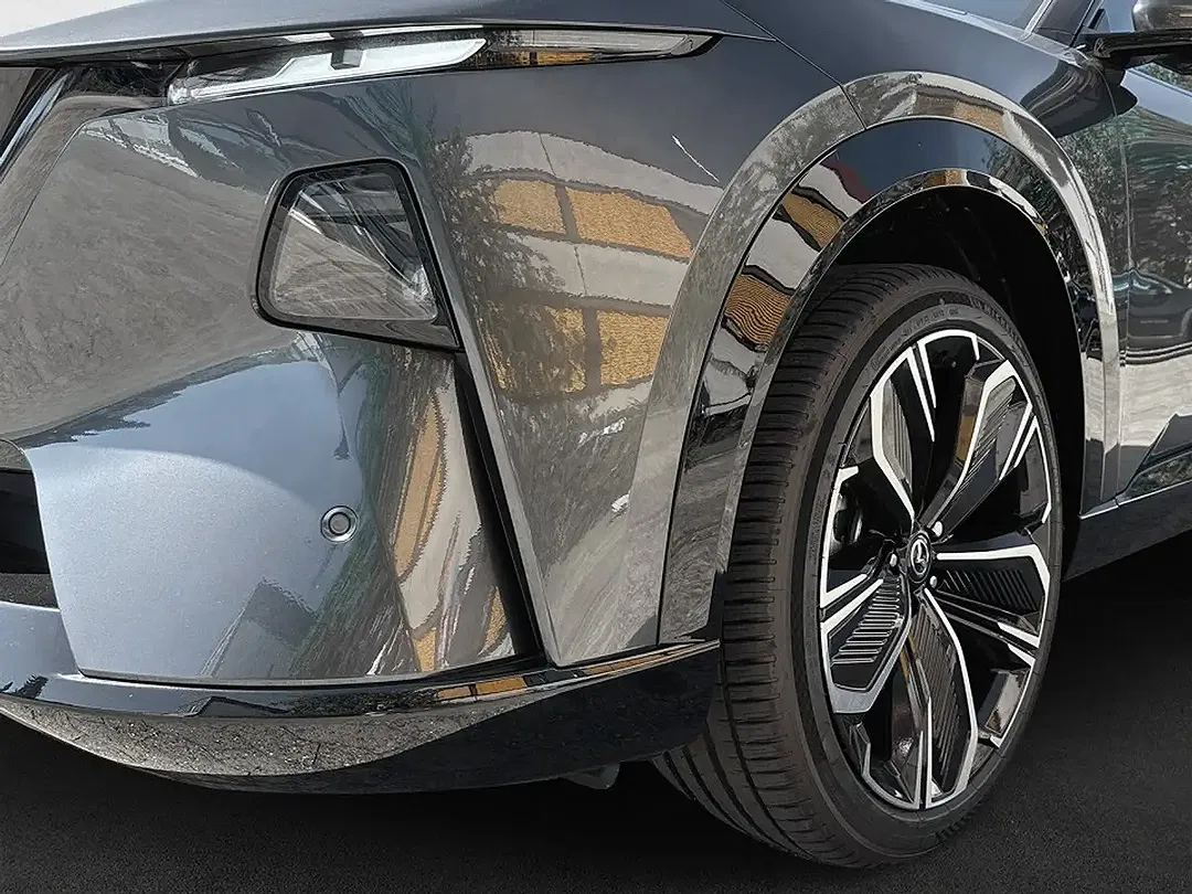 Mazda CX-6e - Thumbnail 3