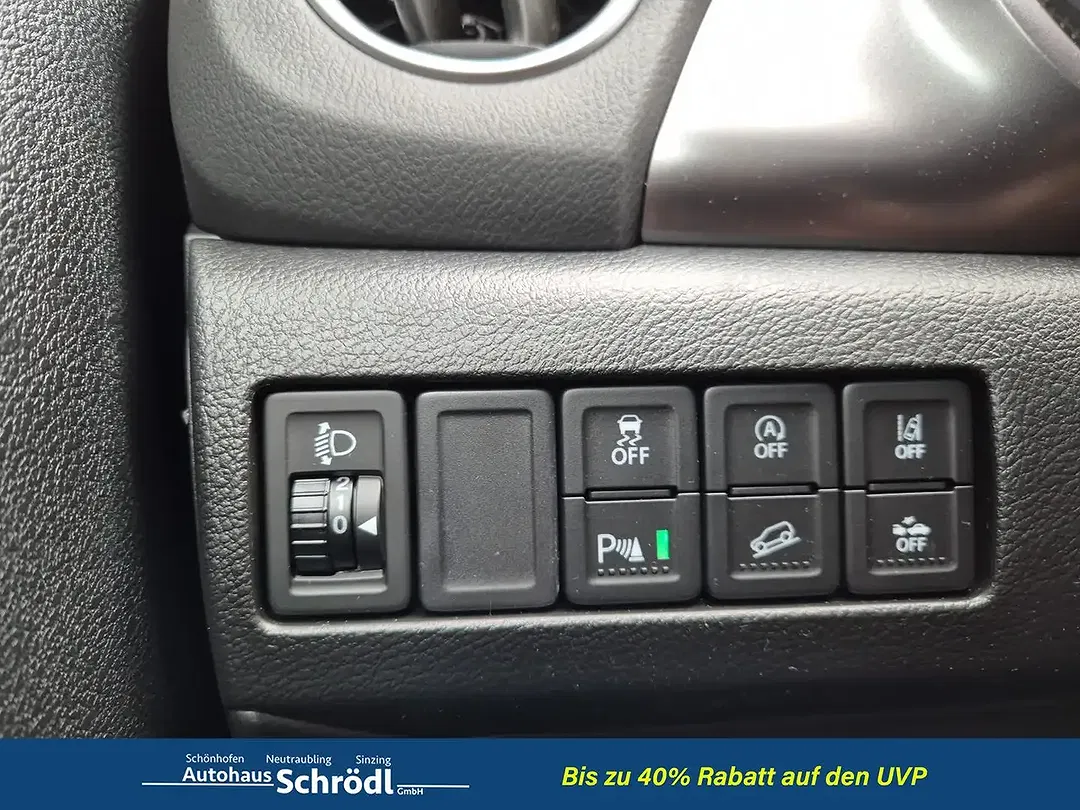 Suzuki Vitara - Thumbnail 14