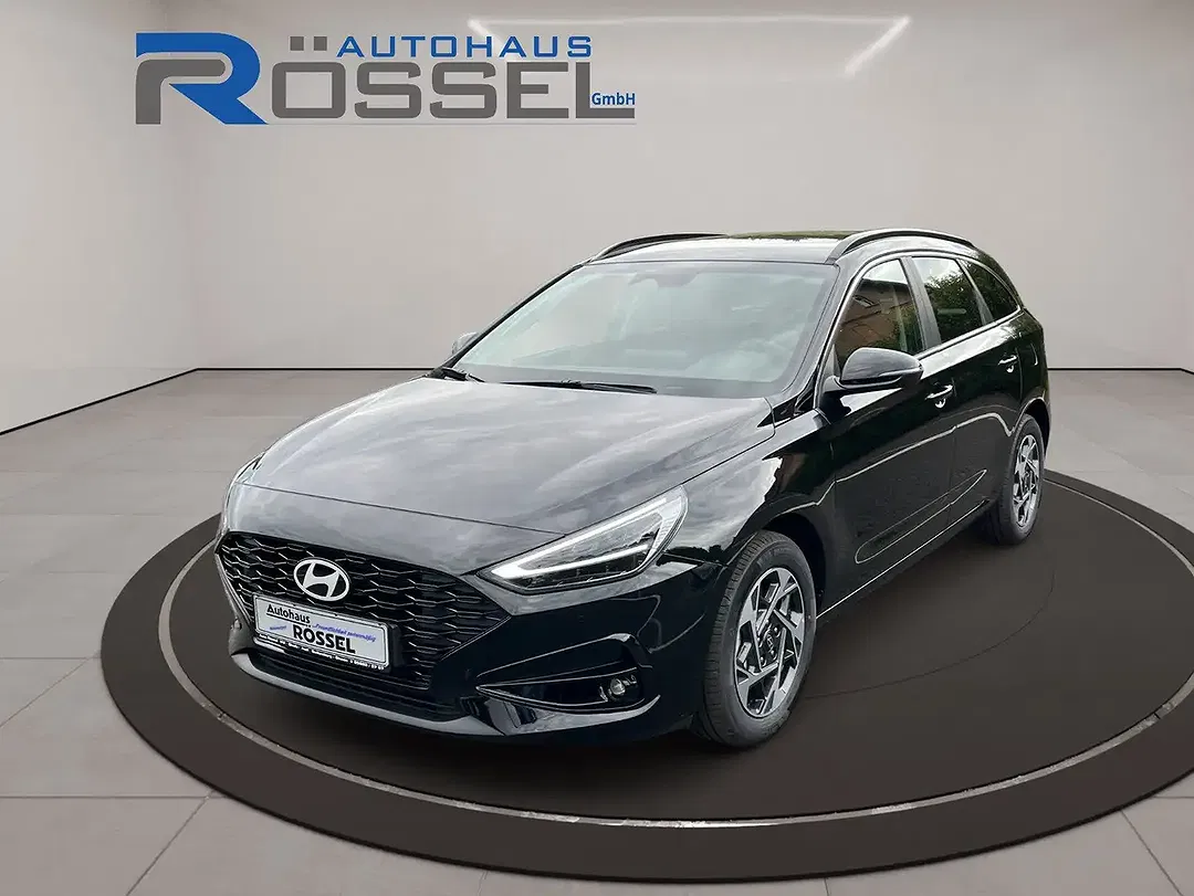 Hyundai i30 - Thumbnail 1