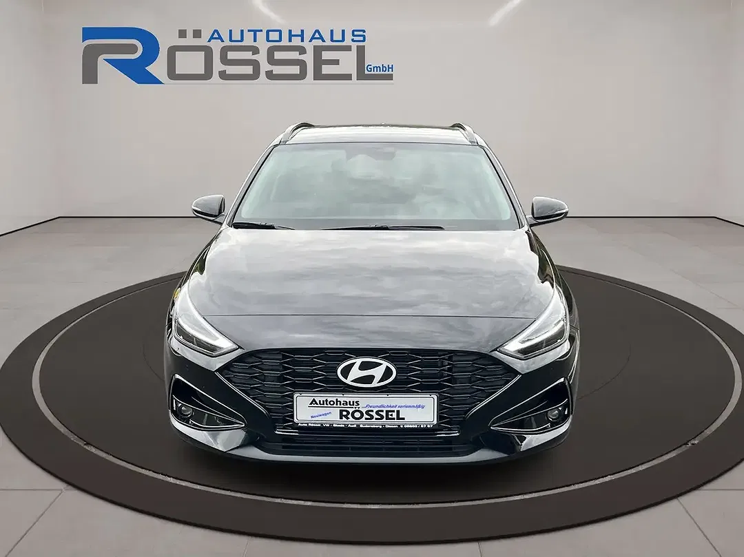 Hyundai i30 - Thumbnail 2