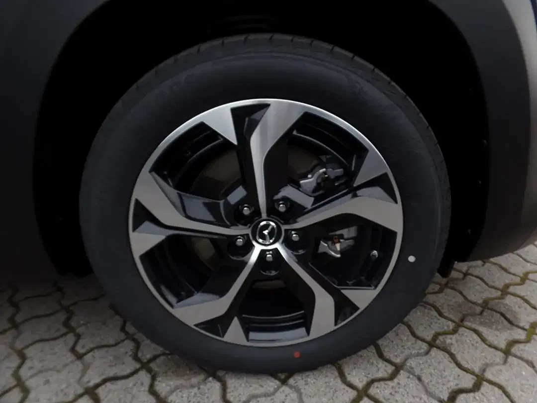 Mazda MX-30 - Thumbnail 12