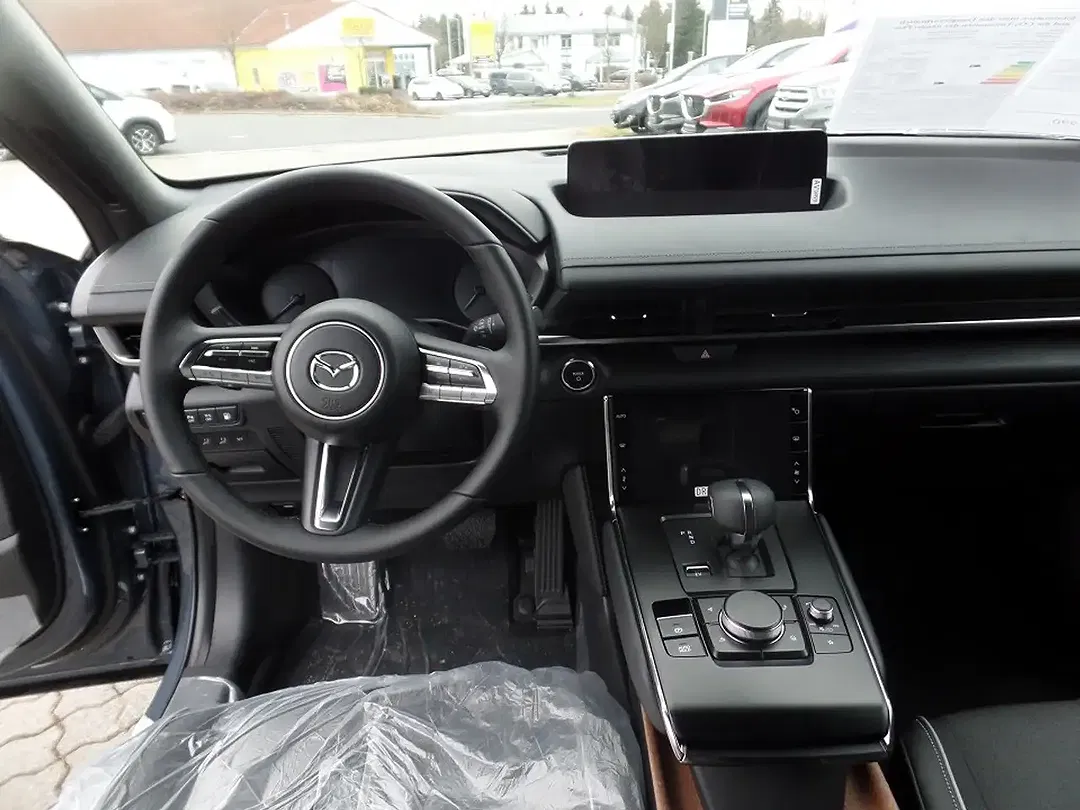 Mazda MX-30 - Thumbnail 5