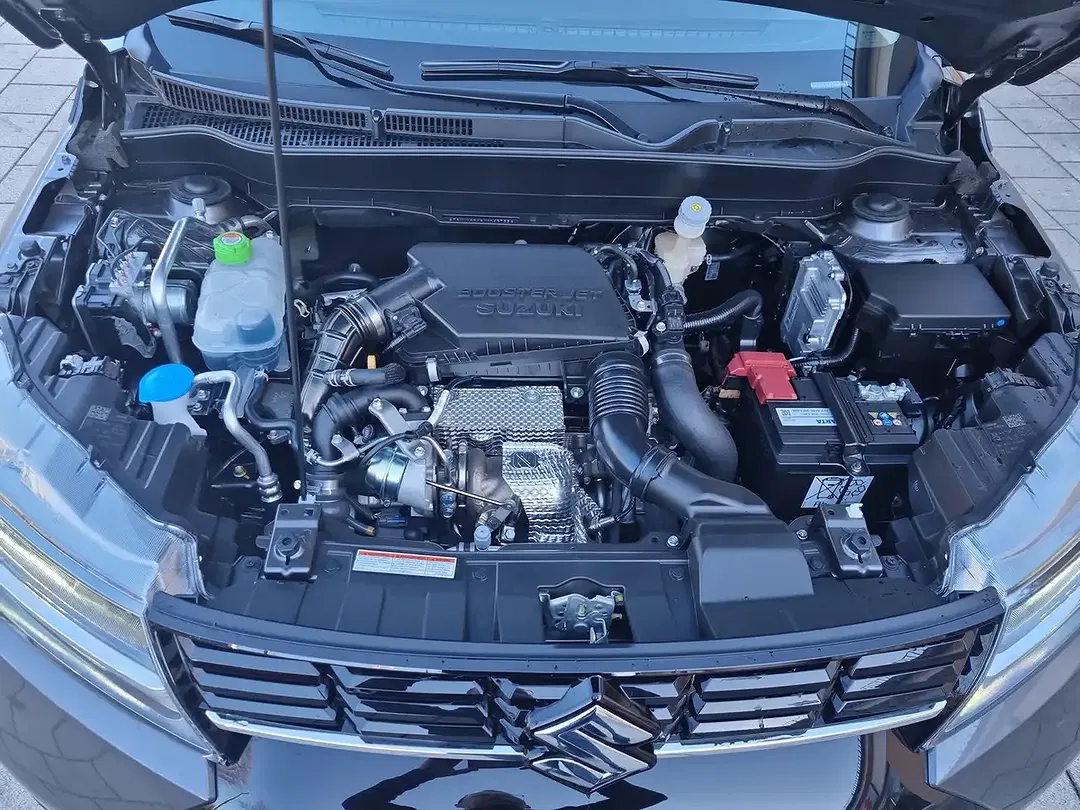 Suzuki Vitara - Thumbnail 12