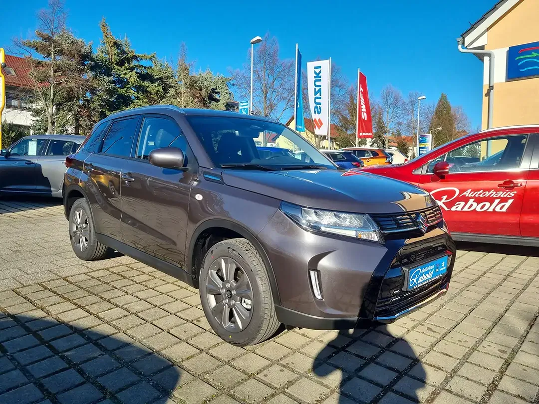 Suzuki Vitara - Thumbnail 6