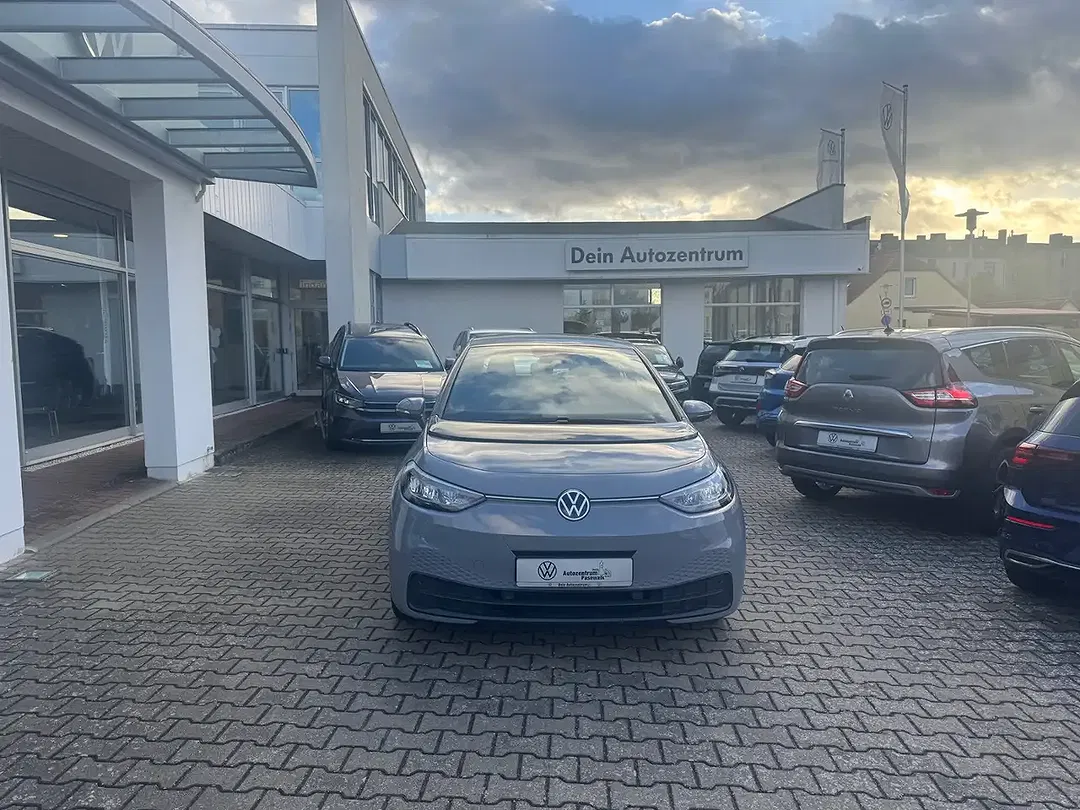 Volkswagen ID.3 - Thumbnail 3