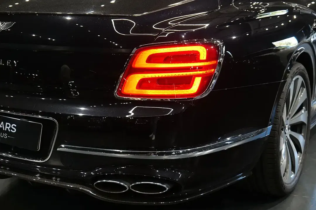 Bentley Flying Spur - Thumbnail 10