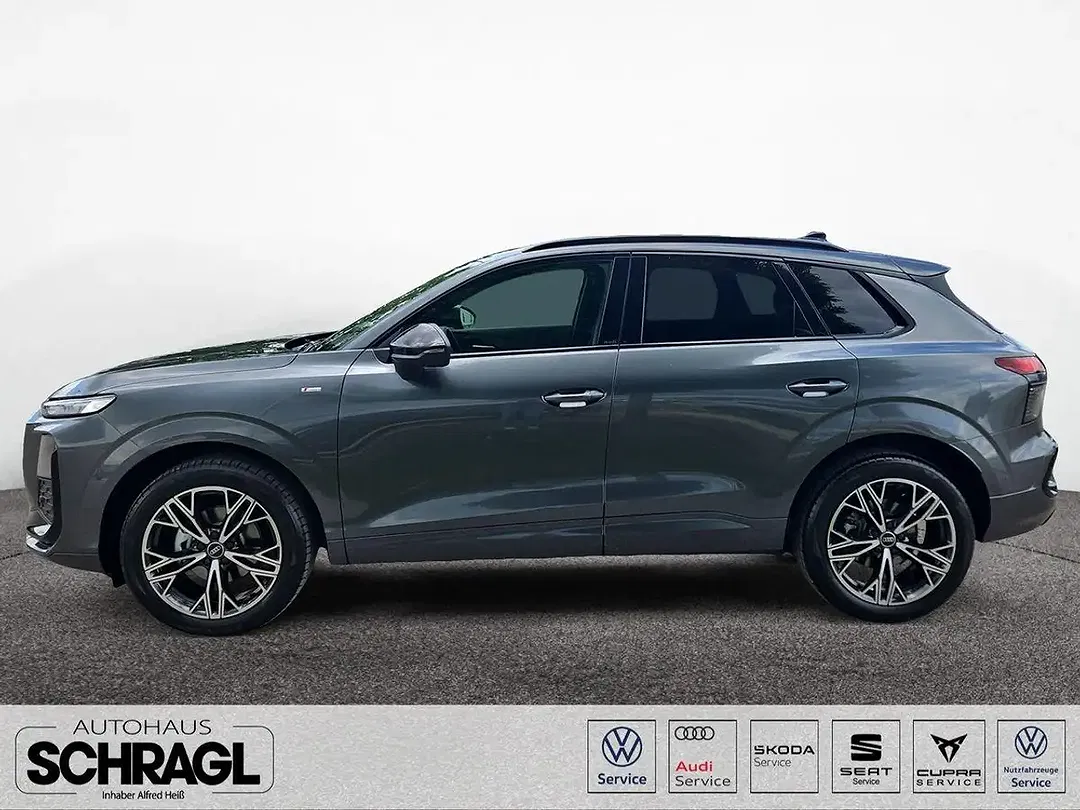 Audi Q3 - Thumbnail 2
