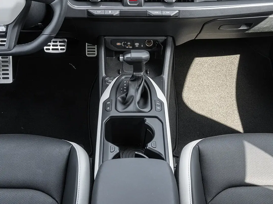 Kia K4 - Thumbnail 10