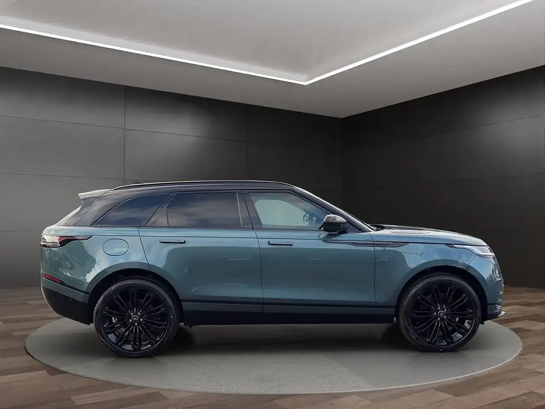 Land Rover Range Rover Velar - Thumbnail 3