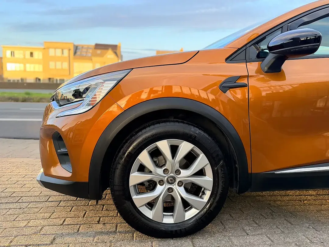 Renault Captur - Thumbnail 10