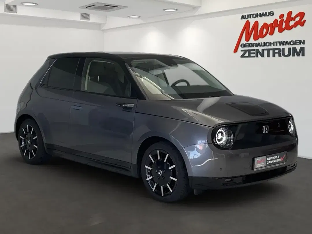 Honda e - Thumbnail 2