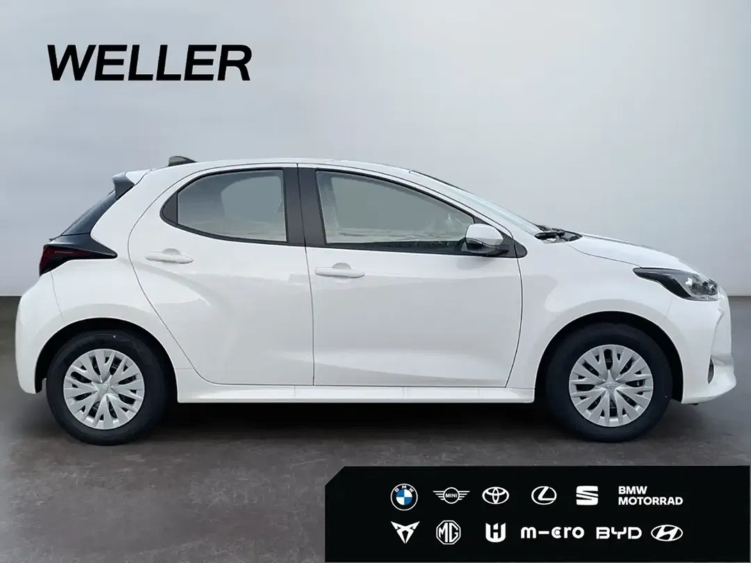 Toyota Yaris - Thumbnail 7