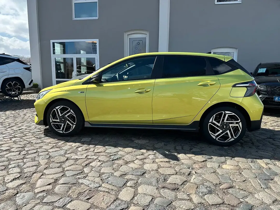Hyundai i20 - Thumbnail 3