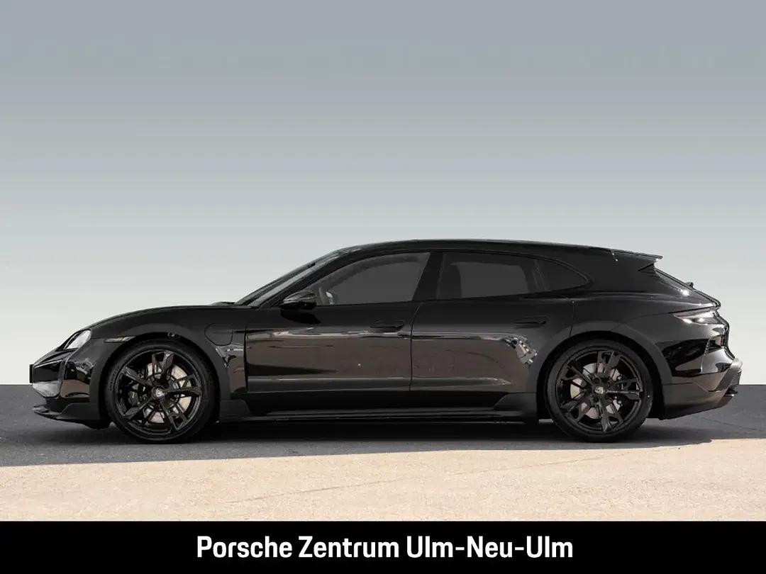 Porsche Taycan - Thumbnail 2