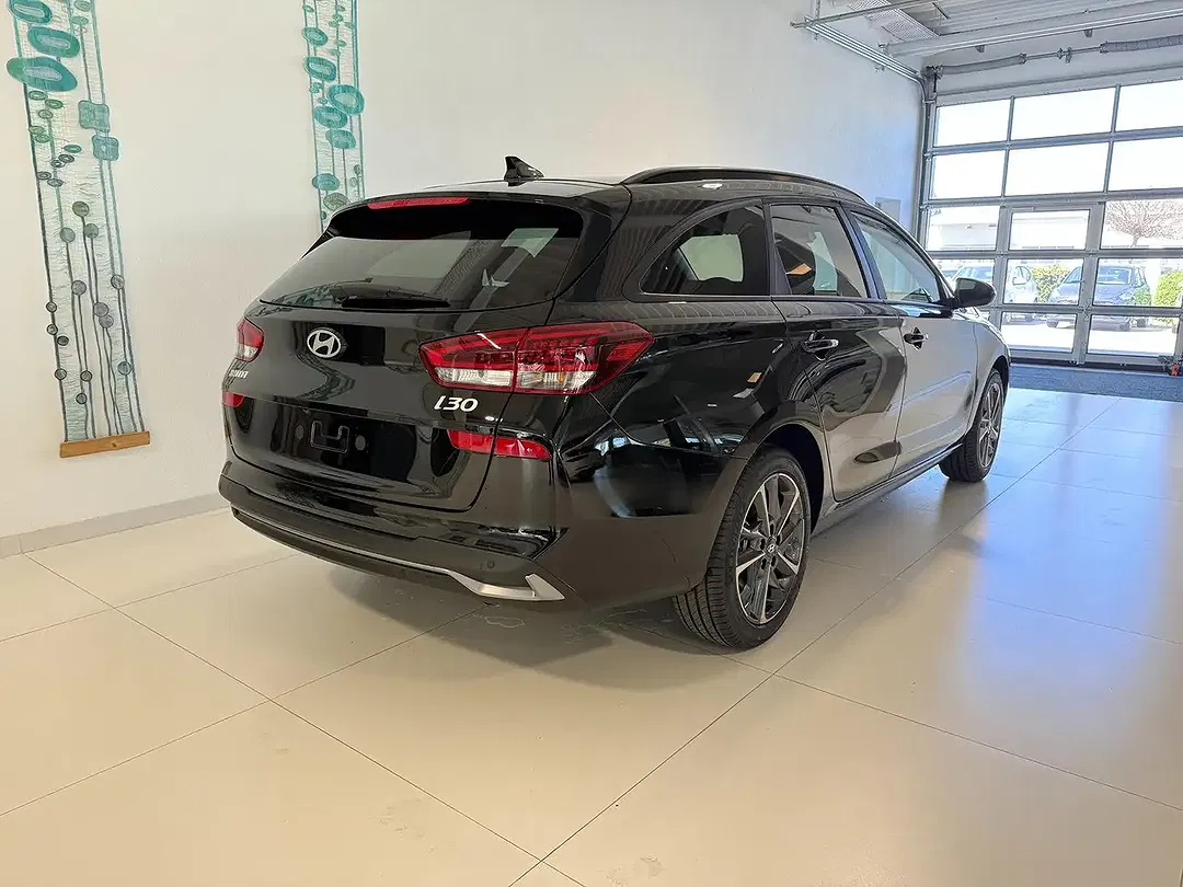 Hyundai i30 - Thumbnail 4