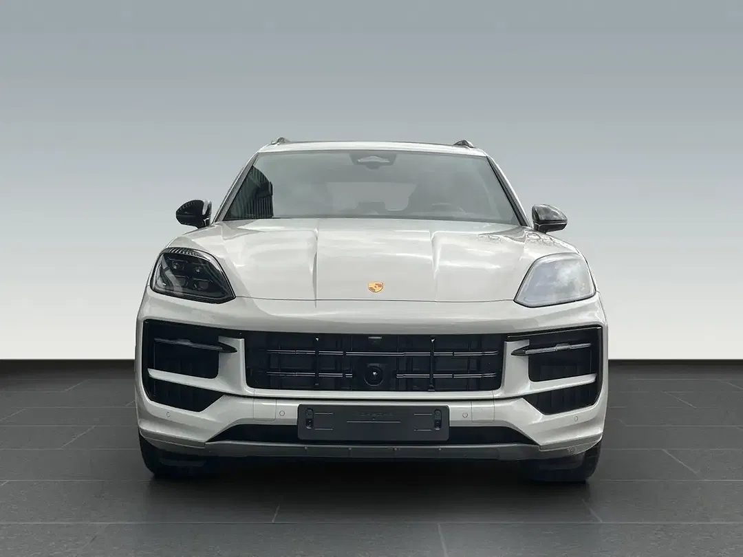 Porsche Cayenne - Thumbnail 6