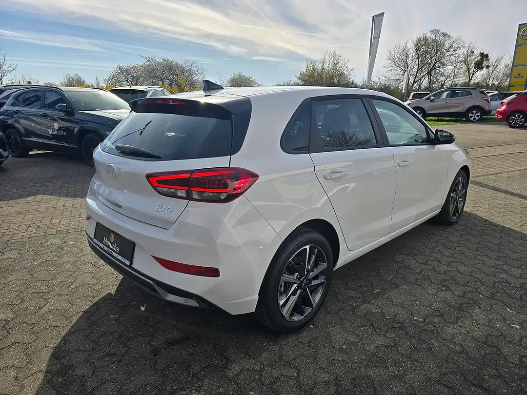 Hyundai i30 - Thumbnail 7