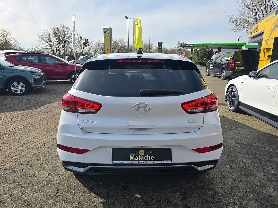 Hyundai i30 - Thumbnail 8