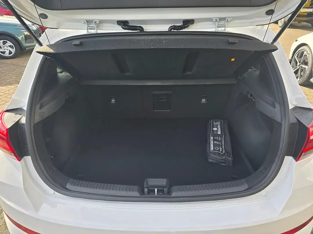 Hyundai i30 - Thumbnail 9