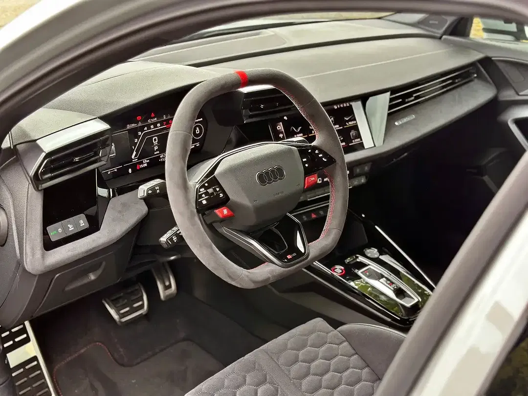 Audi RS3 - Thumbnail 8