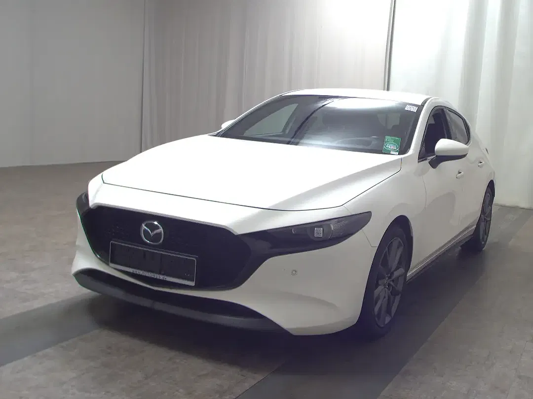 Mazda 3 - Thumbnail 2