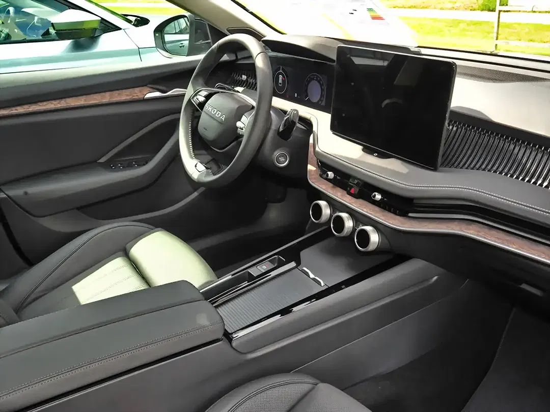 Skoda Superb - Thumbnail 6