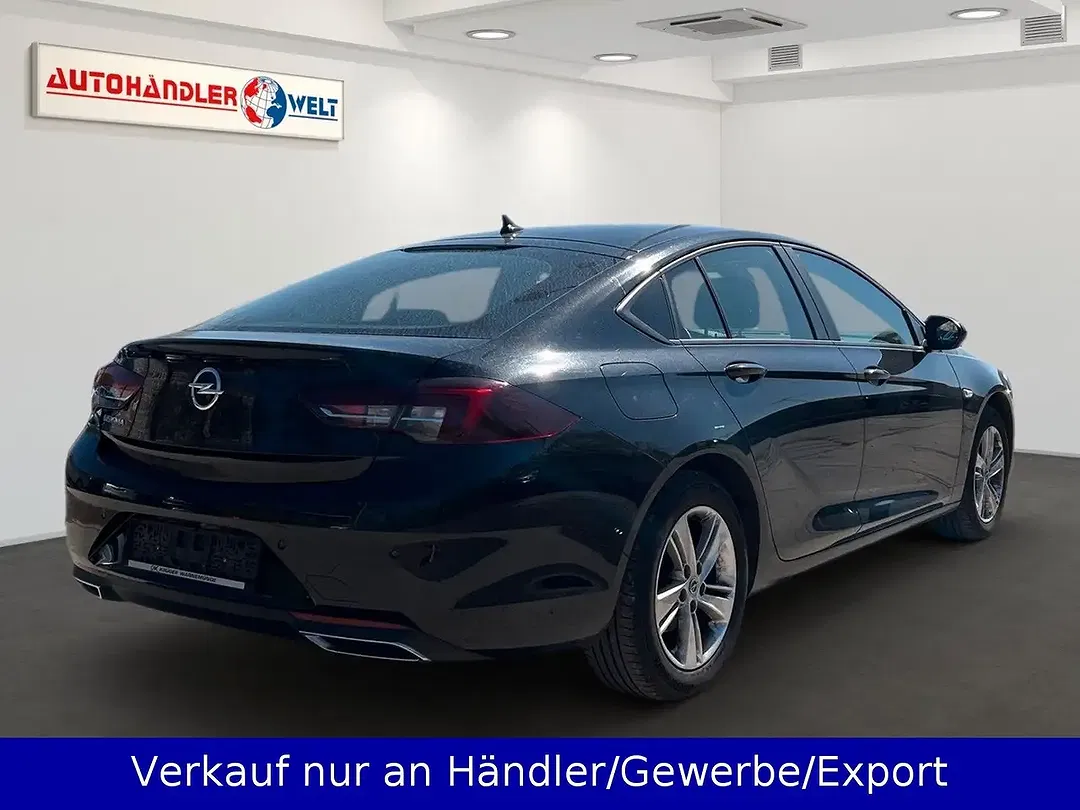 Opel Insignia - Thumbnail 5
