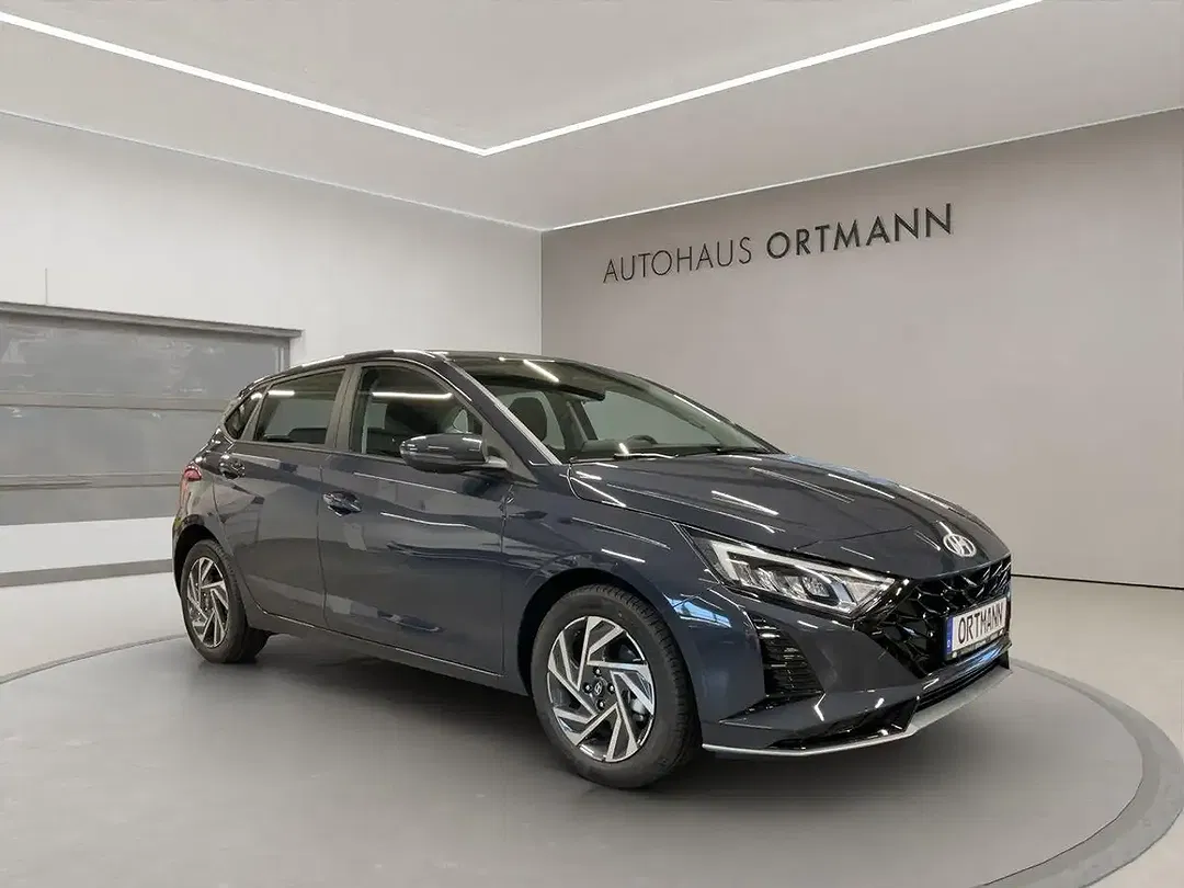 Hyundai i20 - Thumbnail 1