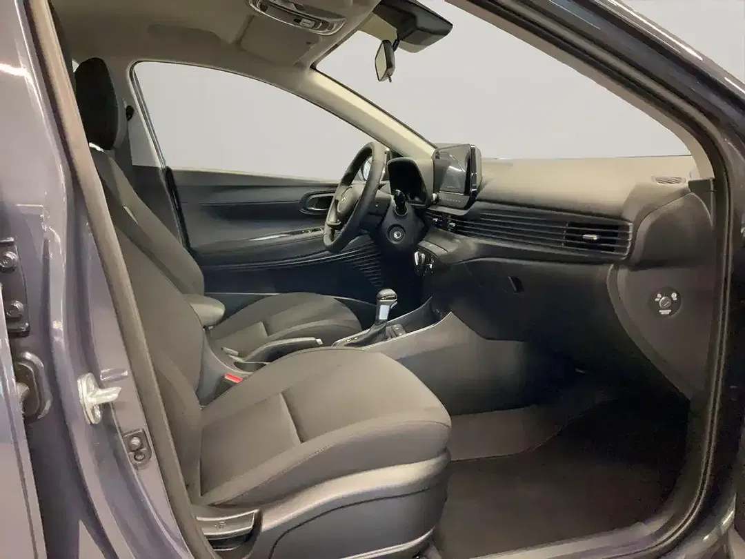 Hyundai i20 - Thumbnail 13