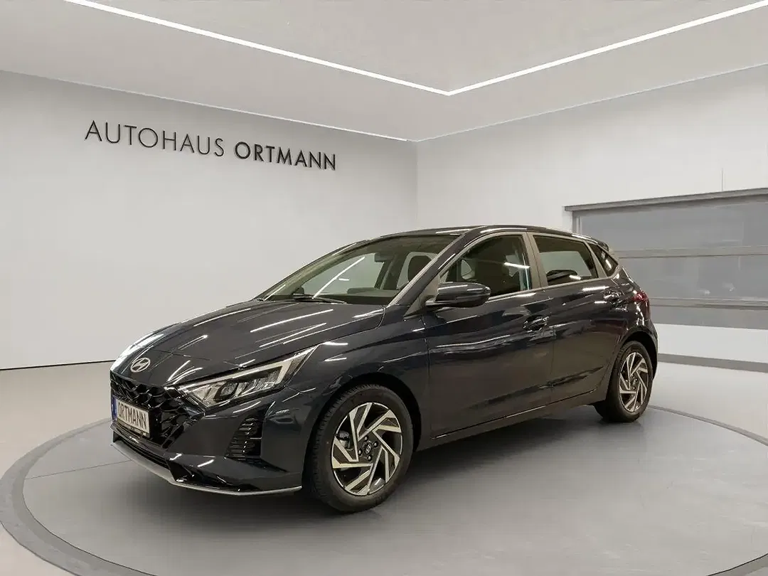 Hyundai i20 - Thumbnail 3