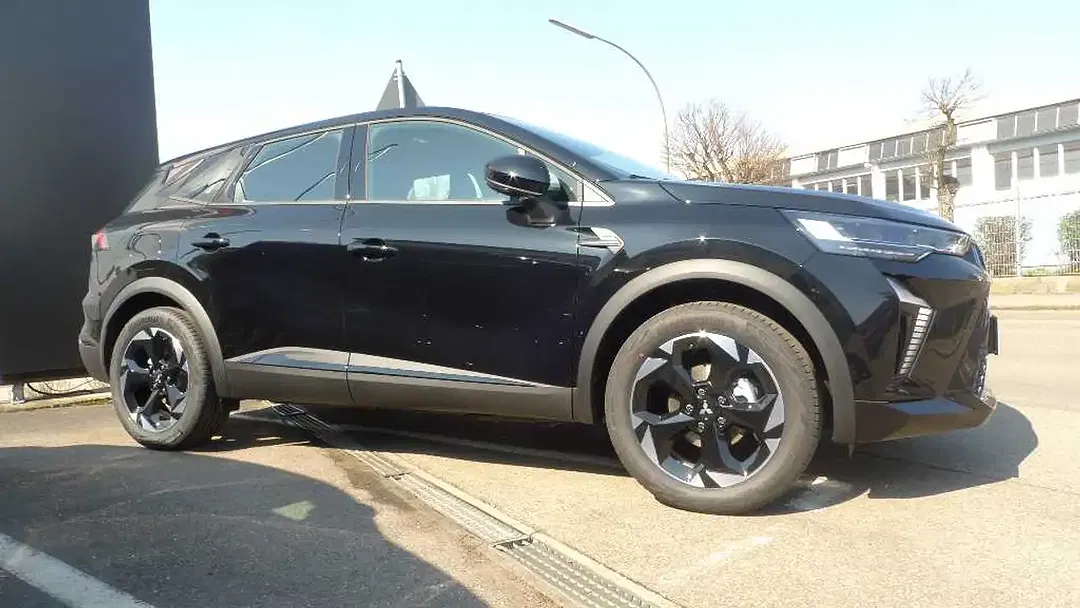 Mitsubishi ASX - Thumbnail 3