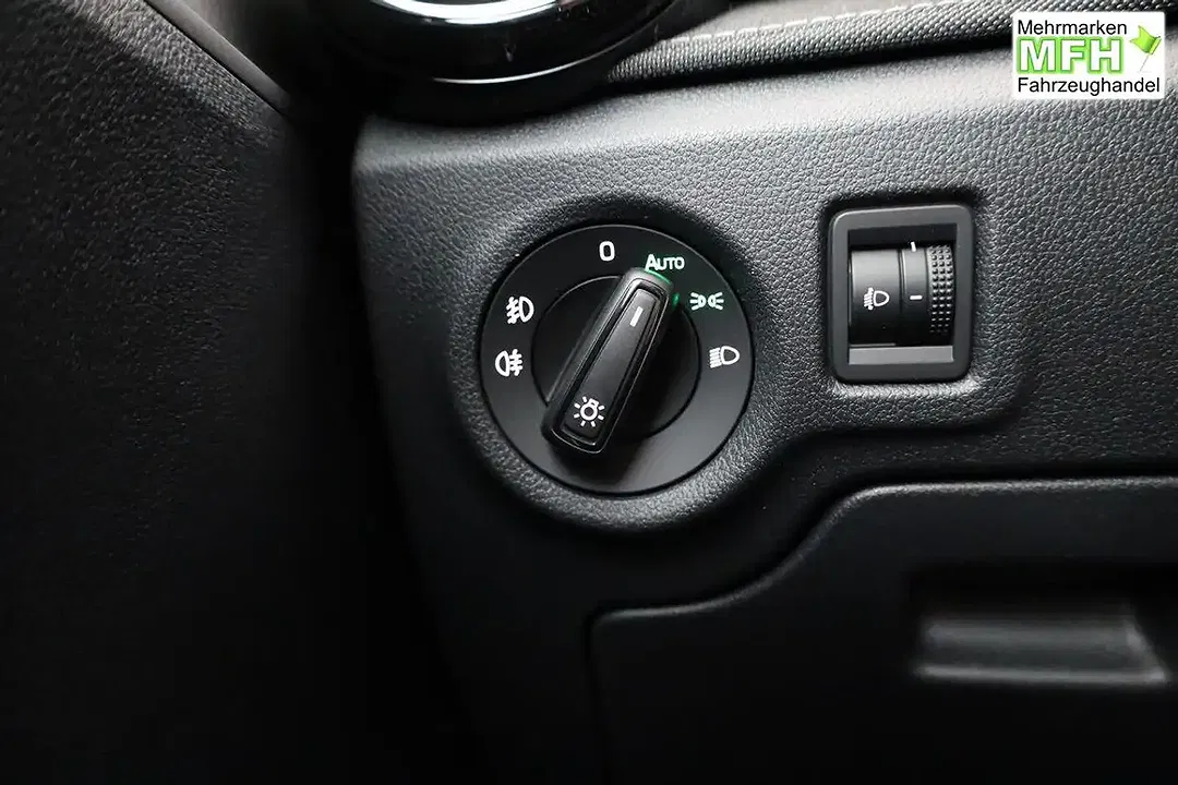 Skoda Fabia - Thumbnail 8