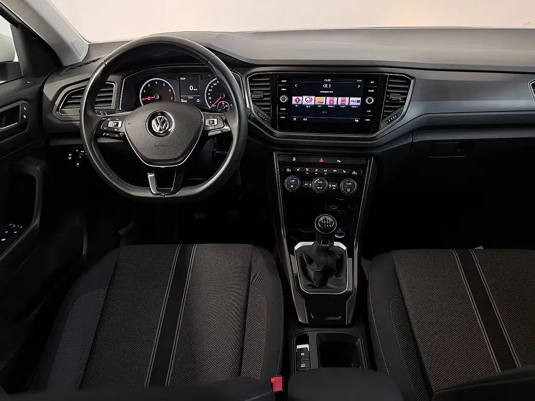 Volkswagen T-Roc - Thumbnail 14