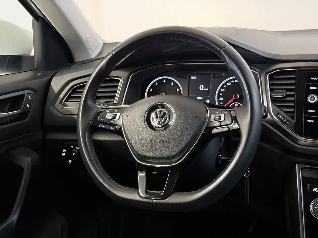 Volkswagen T-Roc - Thumbnail 15