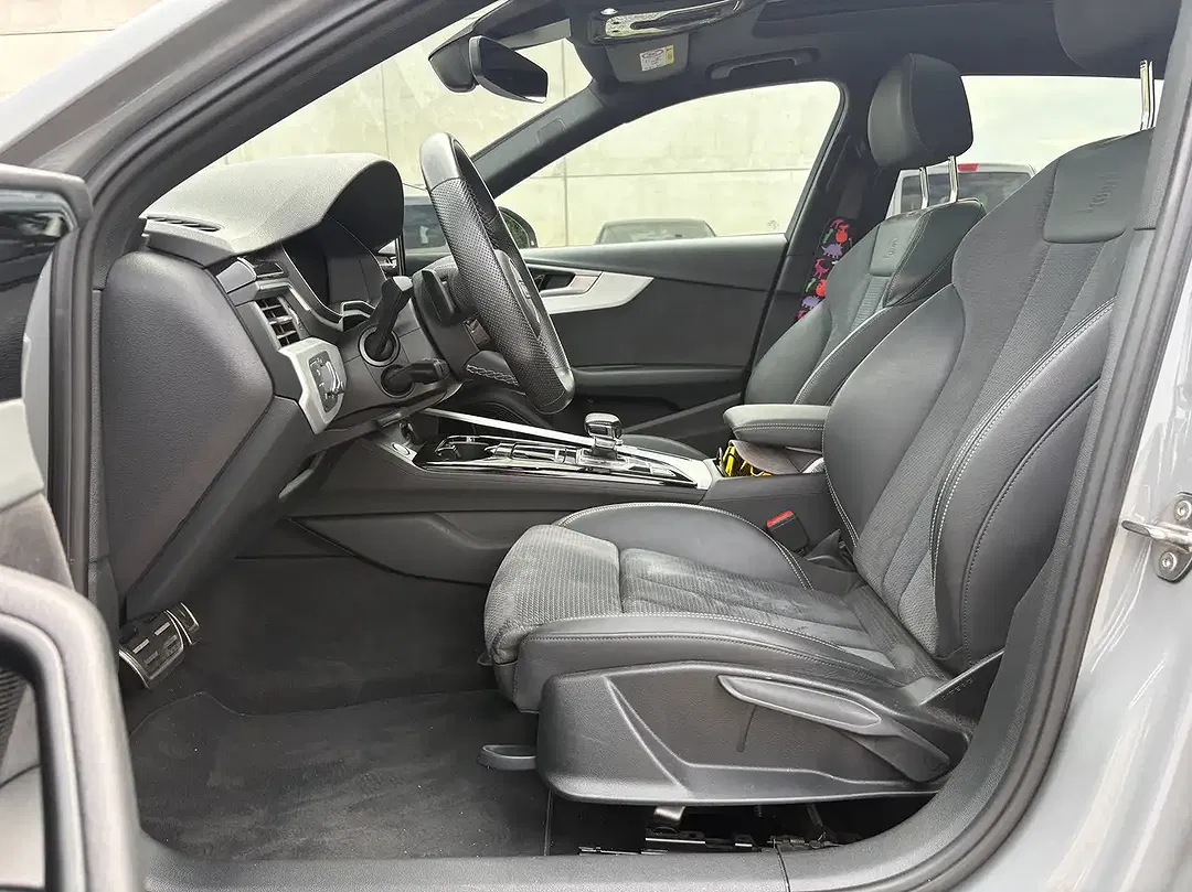 Audi A4 - Thumbnail 10
