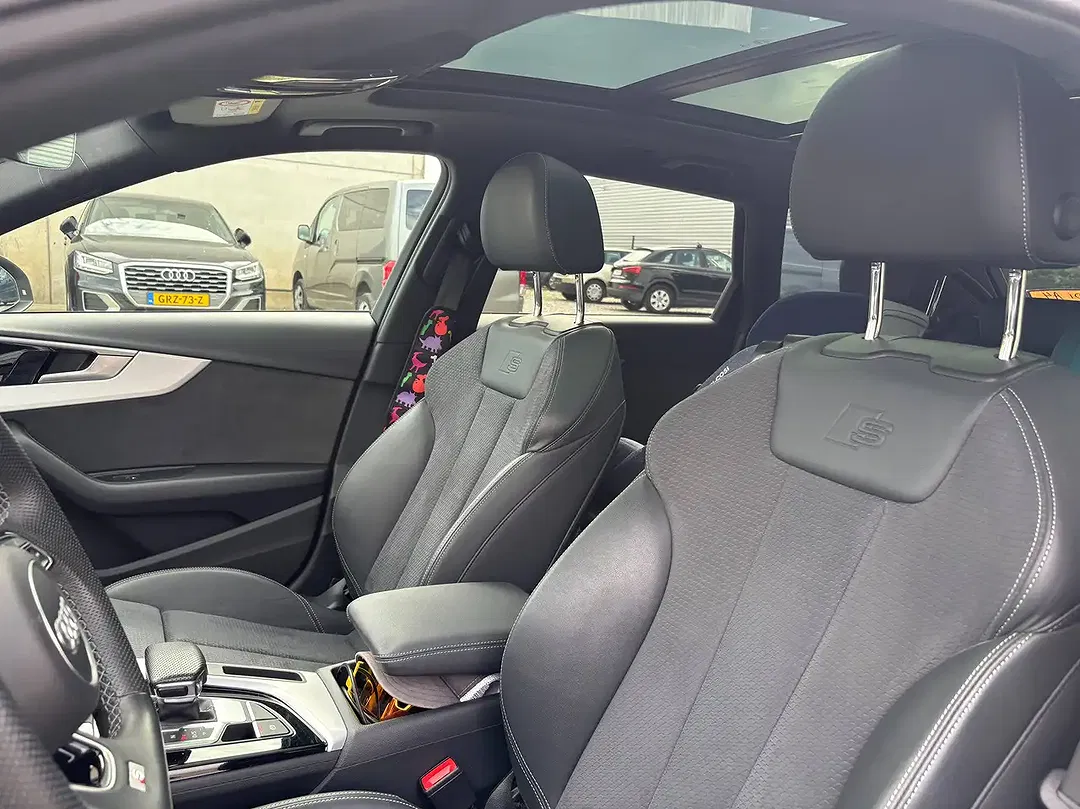 Audi A4 - Thumbnail 11