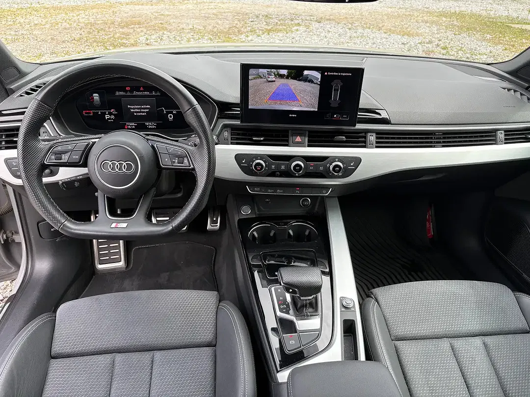 Audi A4 - Thumbnail 13