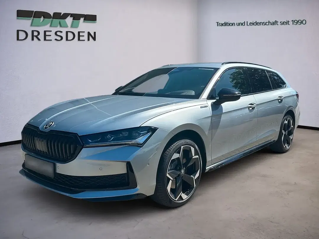 Skoda Superb - Thumbnail 1