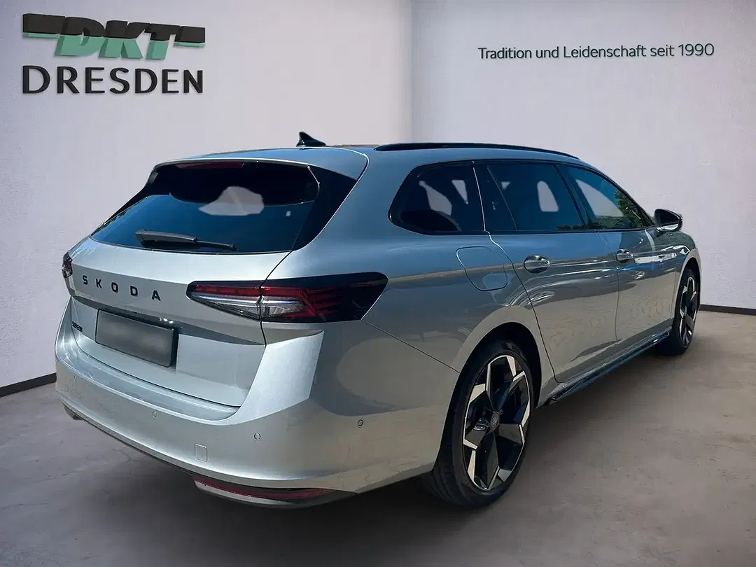 Skoda Superb - Thumbnail 5