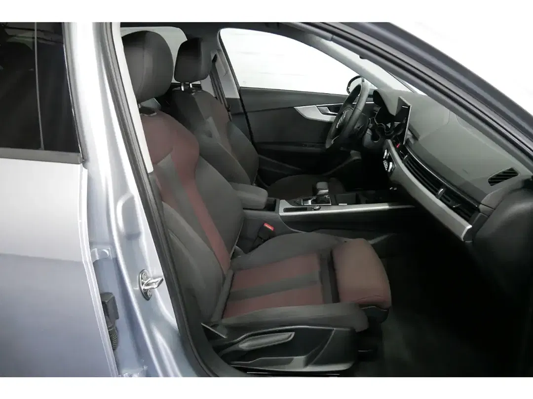 Audi A4 - Thumbnail 13