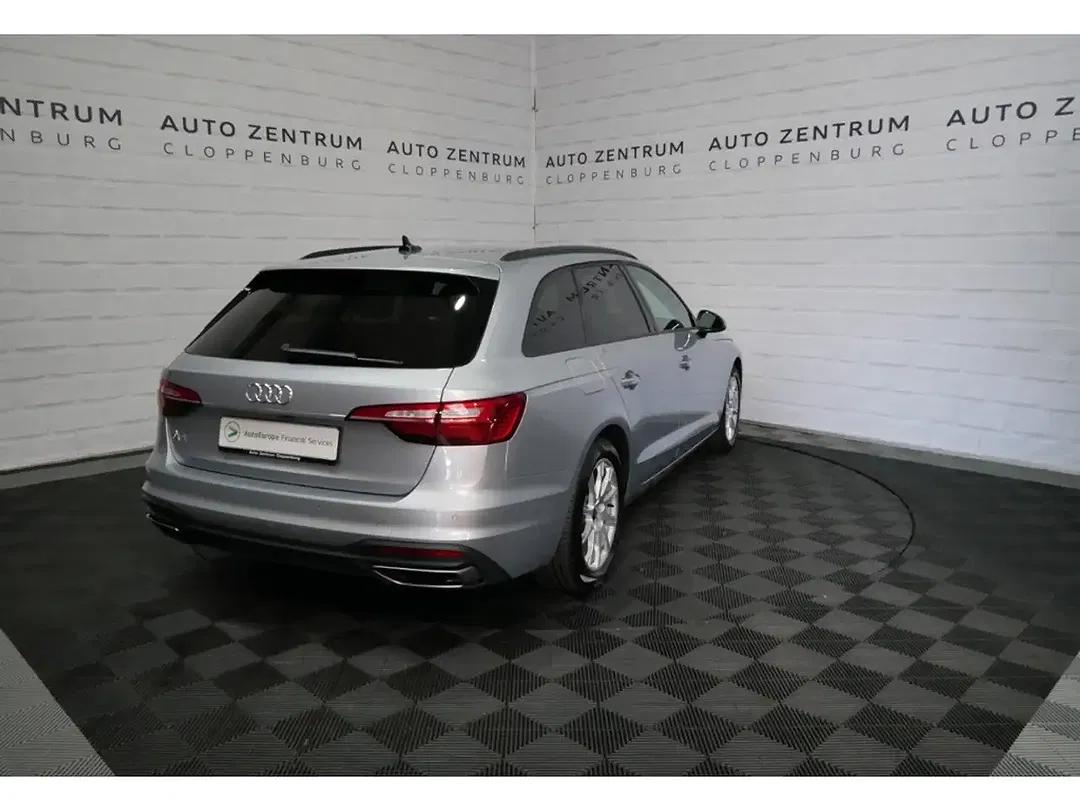 Audi A4 - Thumbnail 5