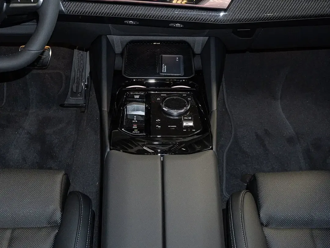 BMW 530 - Thumbnail 10