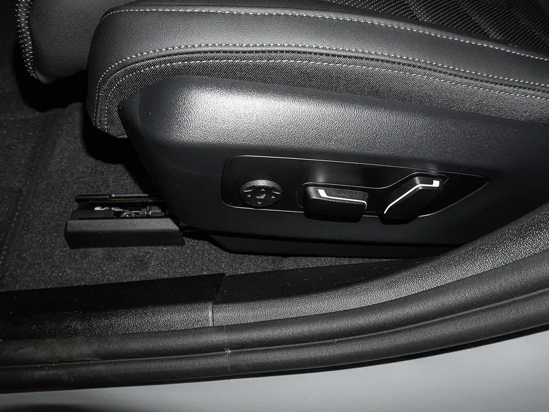 BMW 530 - Thumbnail 13