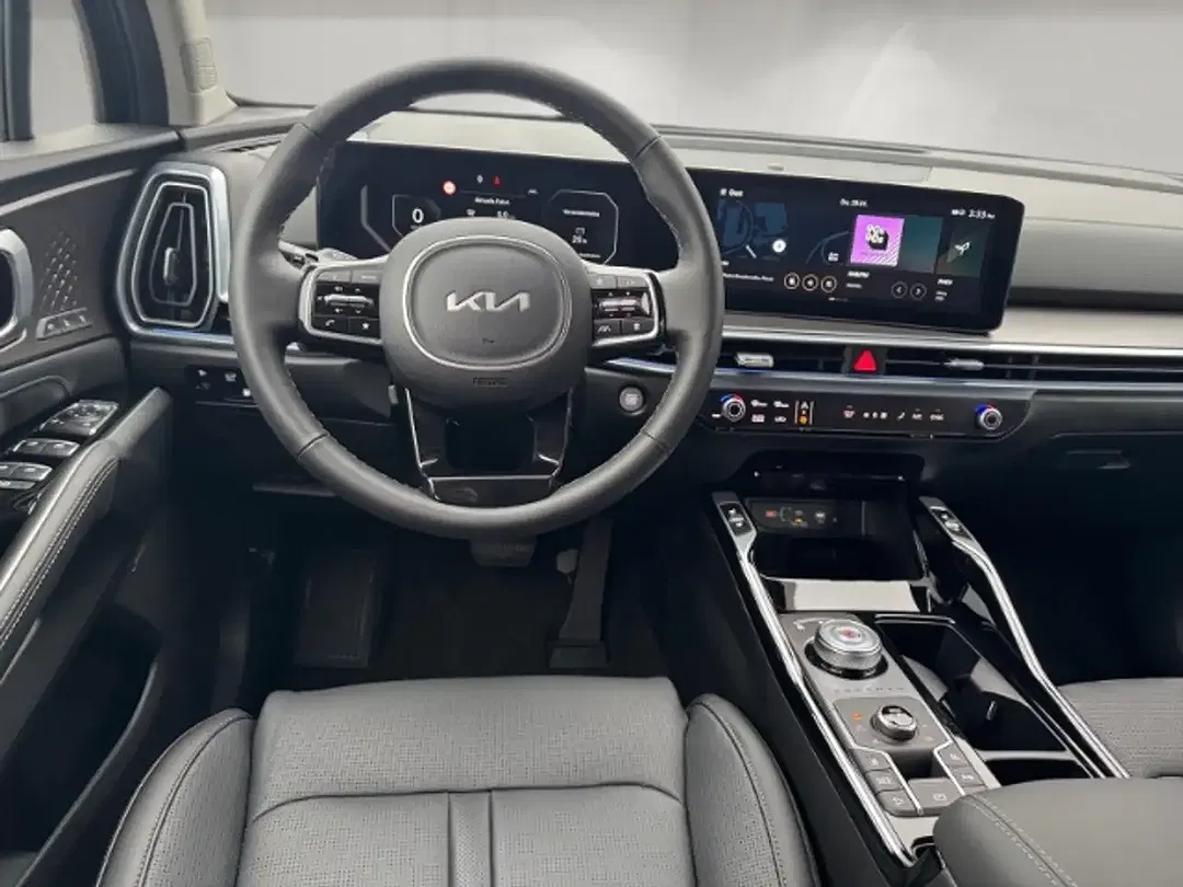 Kia Sorento - Thumbnail 10