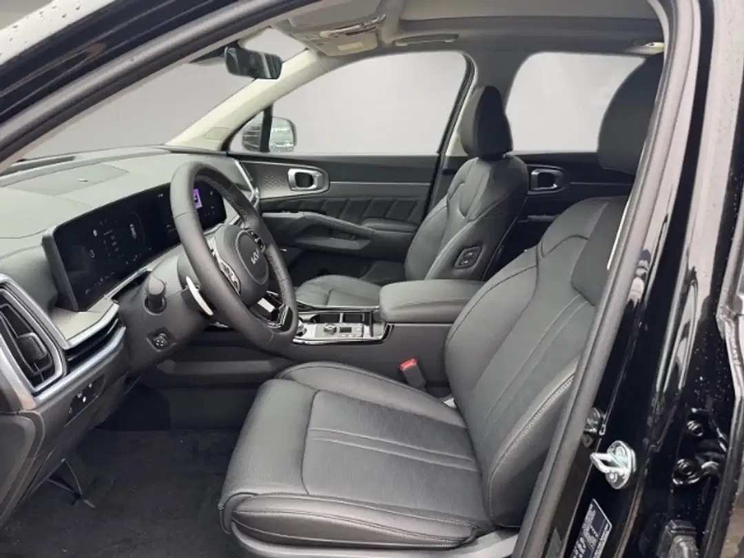 Kia Sorento - Thumbnail 7
