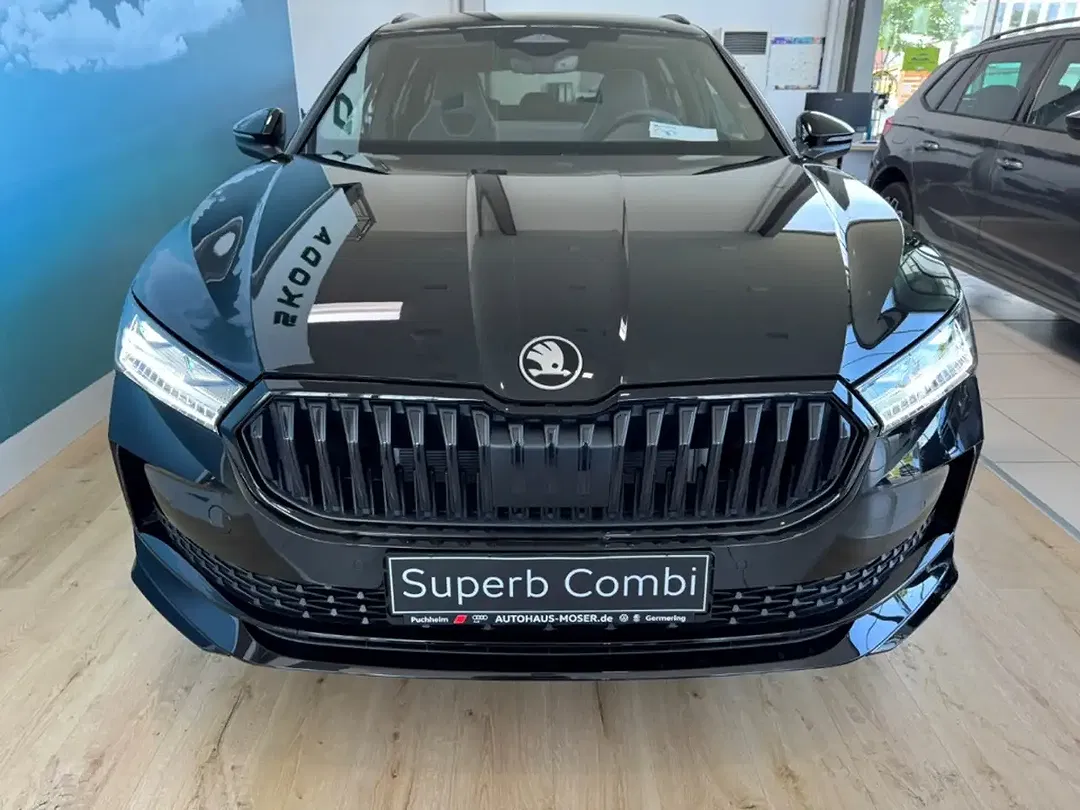 Skoda Superb - Thumbnail 2
