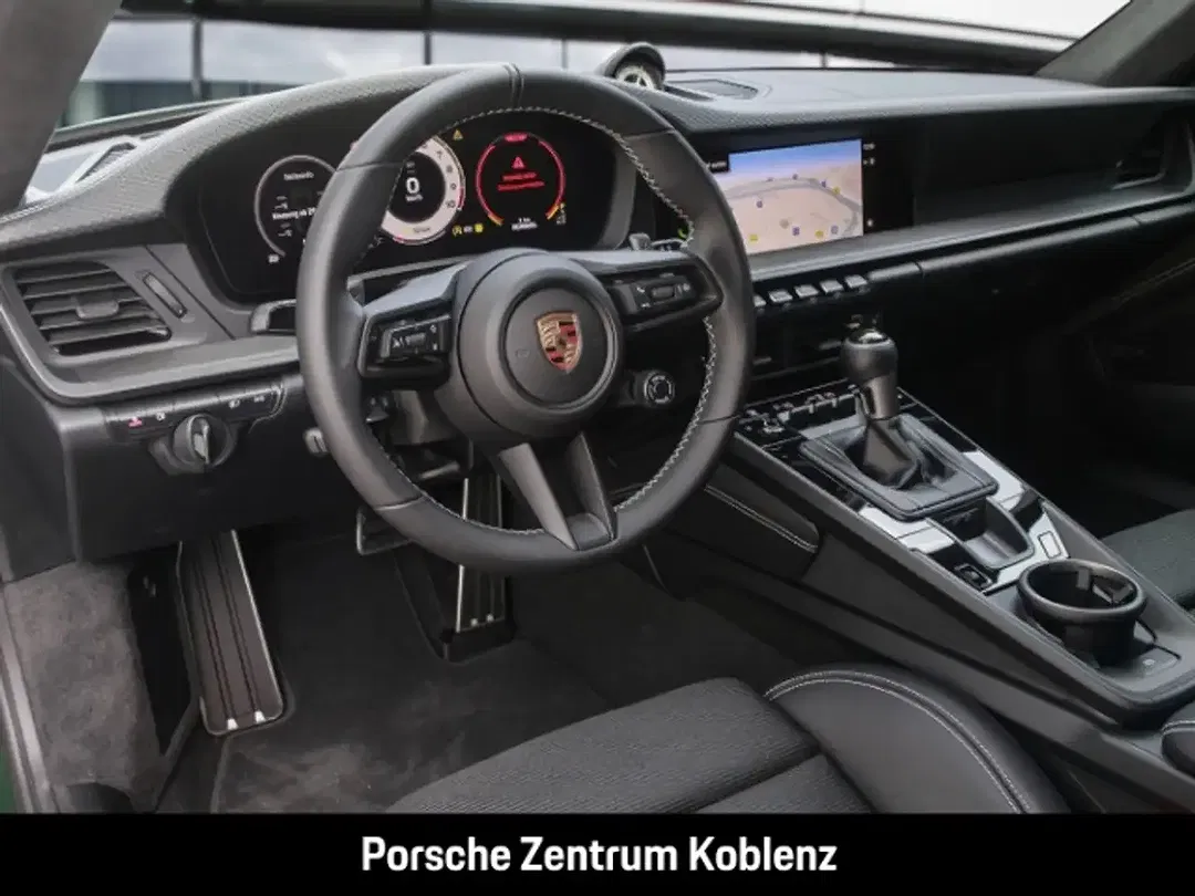 Porsche 992 - Thumbnail 4